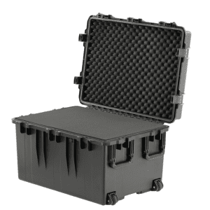 Caja hermética con rodos Yato